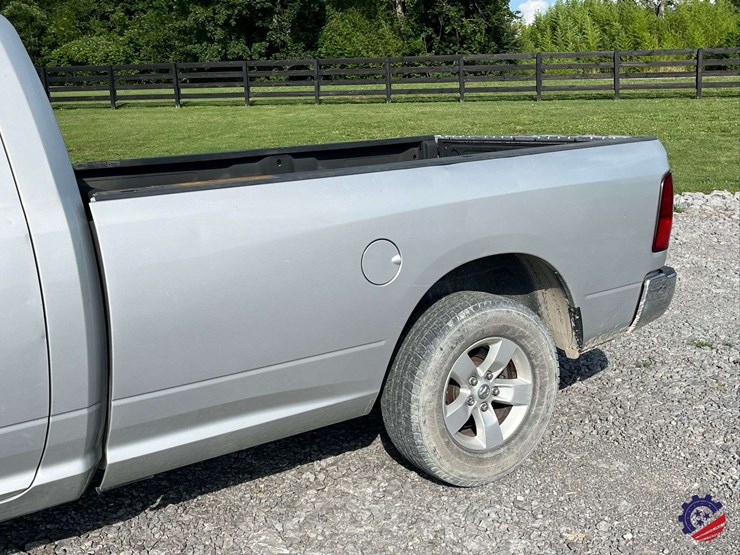 2017-dodge-1500-image-16