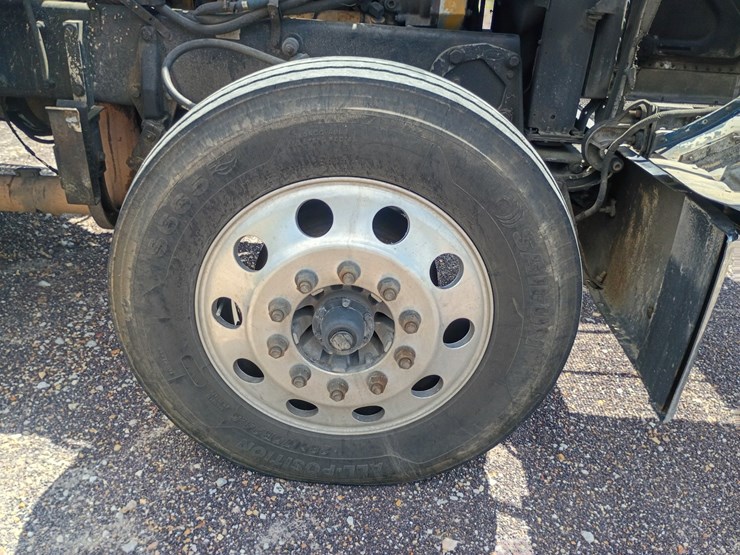 1998-peterbilt-379-image-116