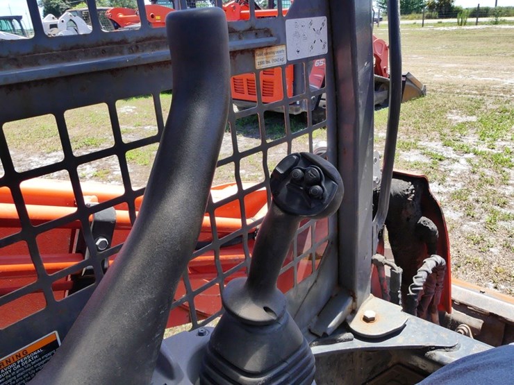2019-kubota-svl75-2-image-14