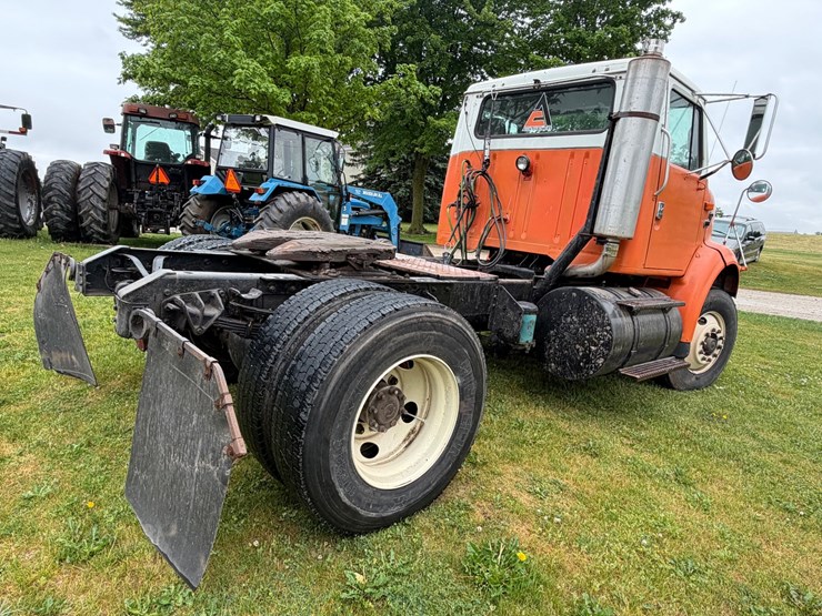 1999-case-ih-8100-image-5