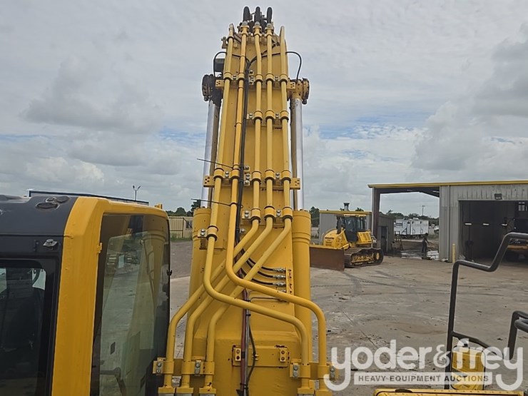 2022-komatsu-pc360-lc-11-image-38