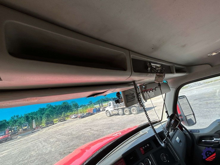 2020-kenworth-t880-image-80