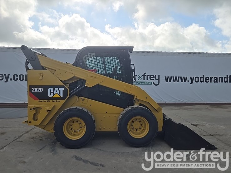 2018-caterpillar-262d-image-6