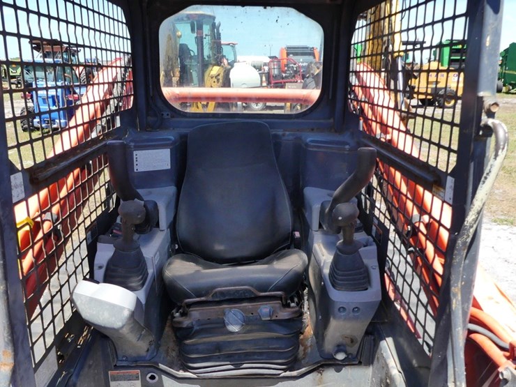 2019-kubota-svl75-2-image-12