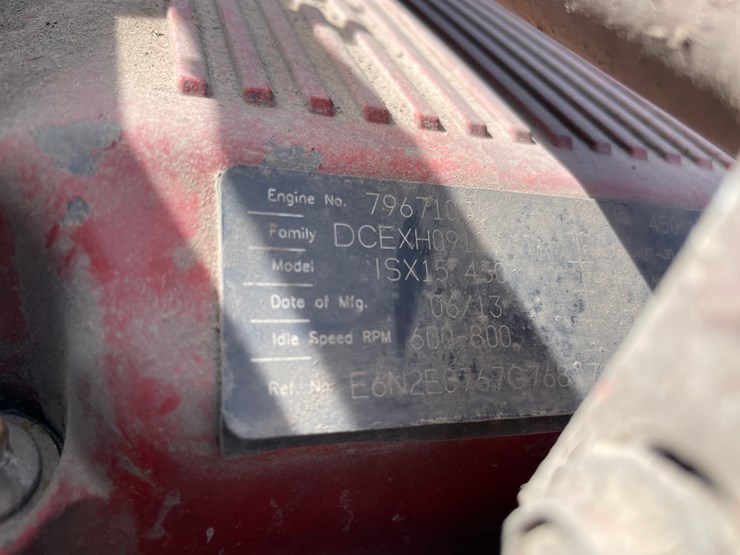 2014-peterbilt-579-image-46