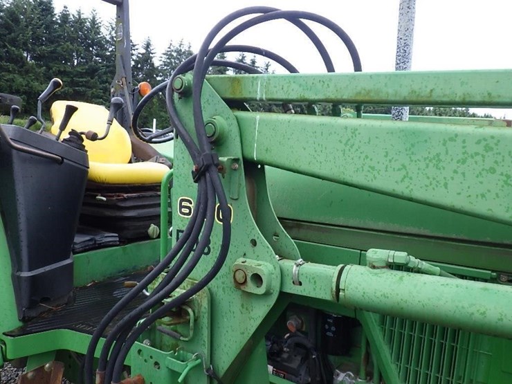 john-deere-210-image-18