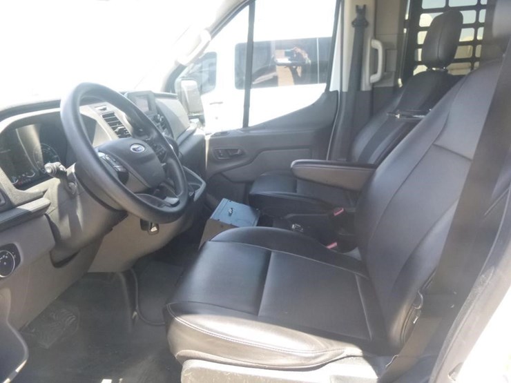 2020-ford-transit-image-7