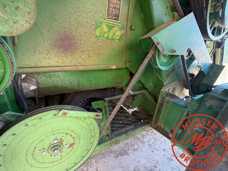 1992-john-deere-9500-image-11