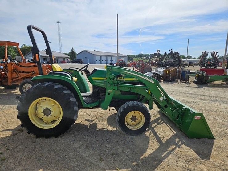 john-deere-4600-image-40