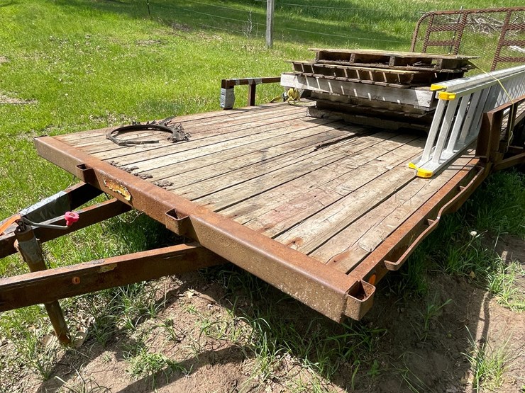 #462-•-20'-tandem-axle-trailer-(no-title)-(spring-brook,-wi)-image-11
