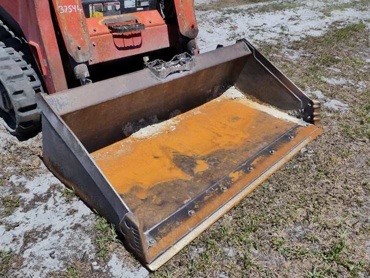 2019-kubota-svl75-2-image-3