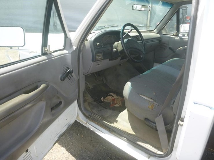 1996-ford-f250-image-11