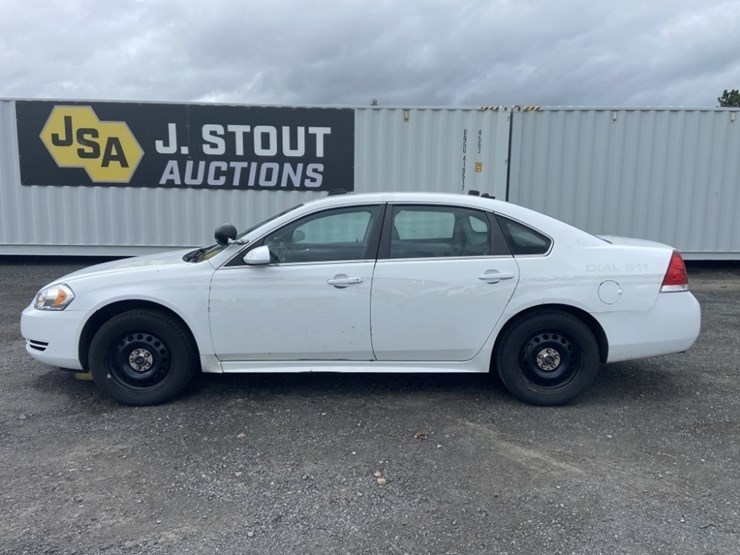 2013-chevrolet-impala-sedan-image-2