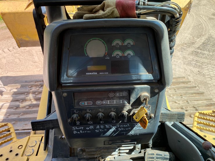 2006-komatsu-d61px-image-42