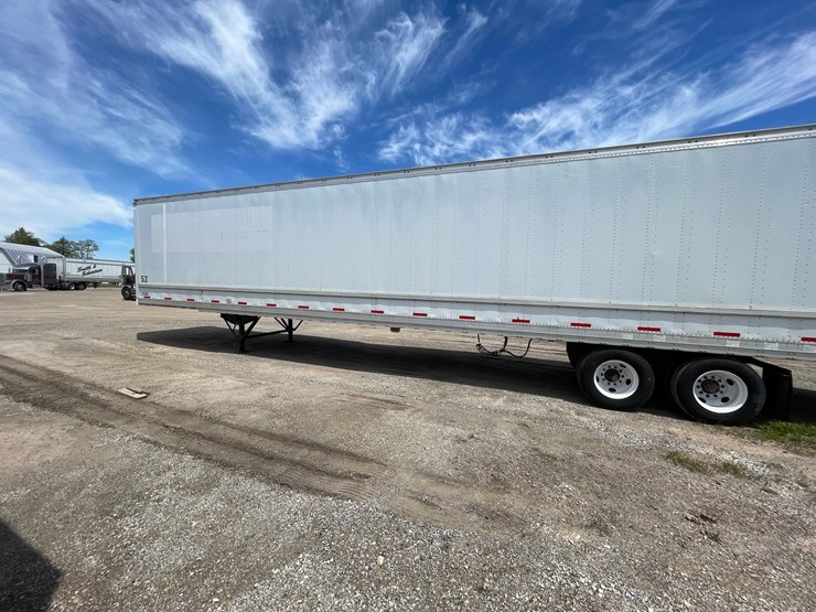 #420-•-2009-stoughton-semi--trailer-(title-in-delay)-(denmark,-wi)-image-10