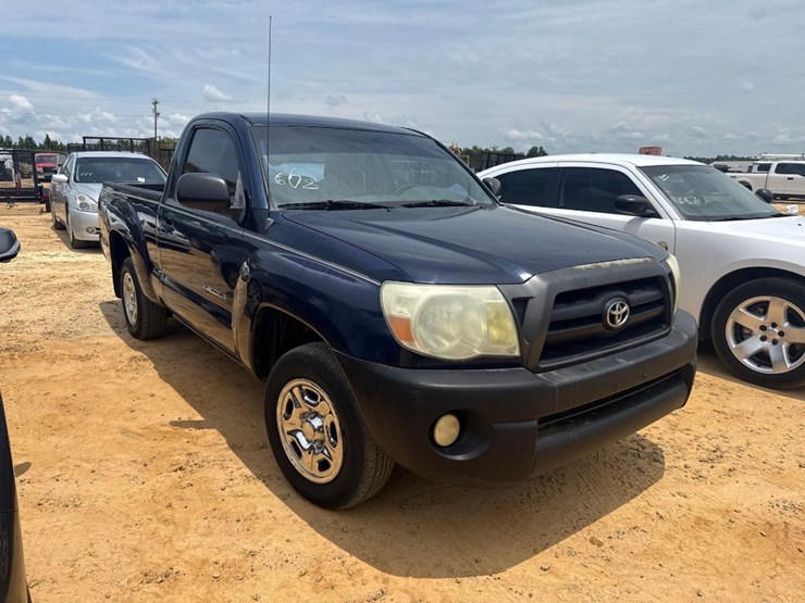 2006-toyota-tacoma-image-1