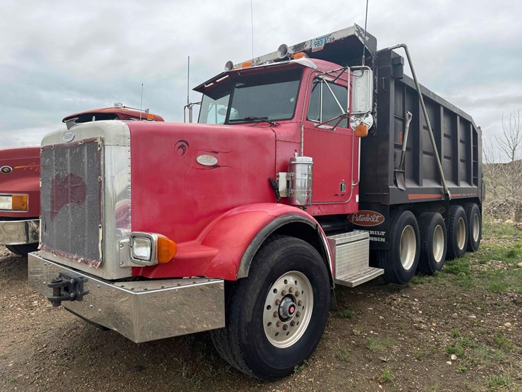 1995-peterbilt-dump-truck-image-1