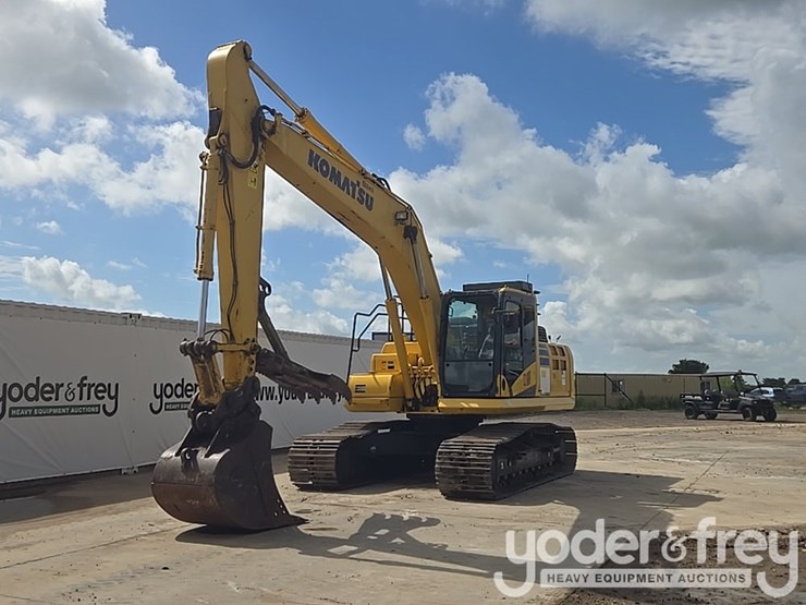 2017-komatsu-pc210-lc-11-image-1