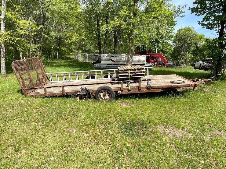 #462-•-20'-tandem-axle-trailer-(no-title)-(spring-brook,-wi)-image-4