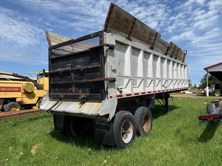 #468-•-1979-easton-pusher-28'-semi-pusher-trailer-(has-wi-title)-(stanley,-wi)-image-5