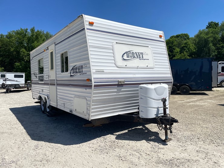 #460-•-2002-keystone-hornet-lite-bumper-pull-camper-(wi-title)-(helenville,wi)-image-3