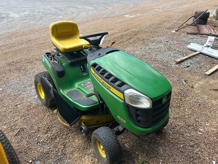 john-deere-d105-image-1