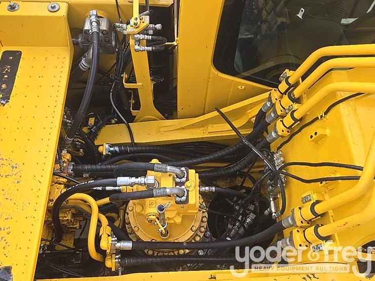 2023-komatsu-pc490-lc-10-image-29