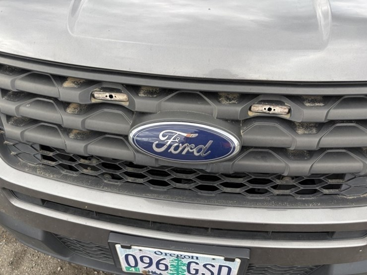 2017-ford-explorer-image-15