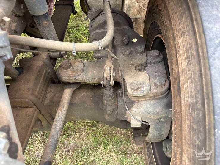 2014-freightliner-m2-106-image-72