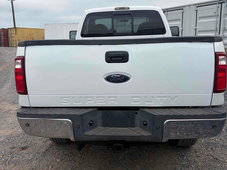 2010-ford-f350-xl-image-4