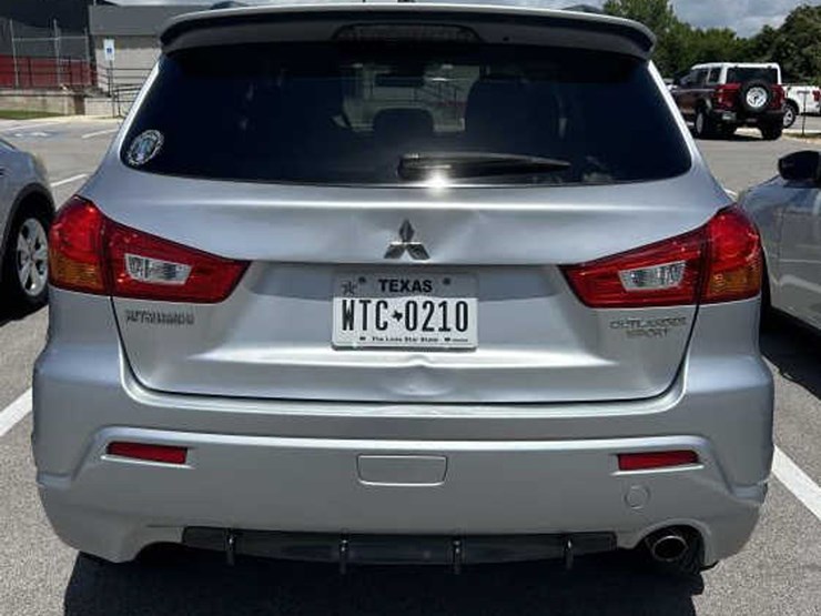 2011-mitsubishi-outlander-image-7