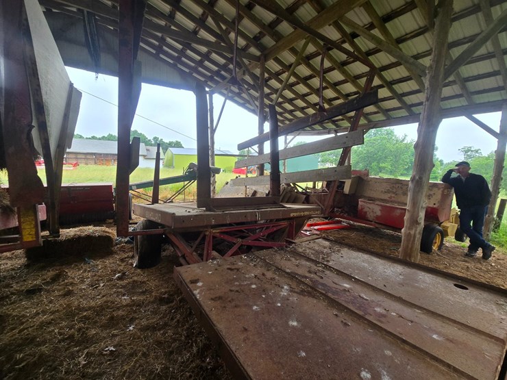 new-holland-1002-image-7