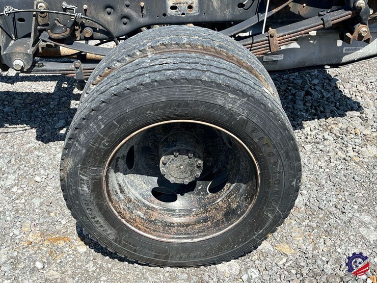 2016-ford-f550-image-6