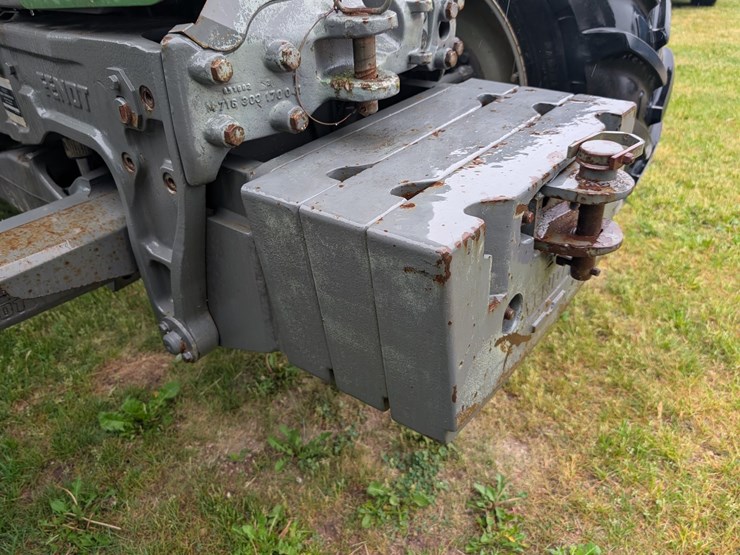 2005-fendt-818-image-23