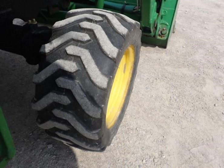 2011-john-deere-1023e-image-71