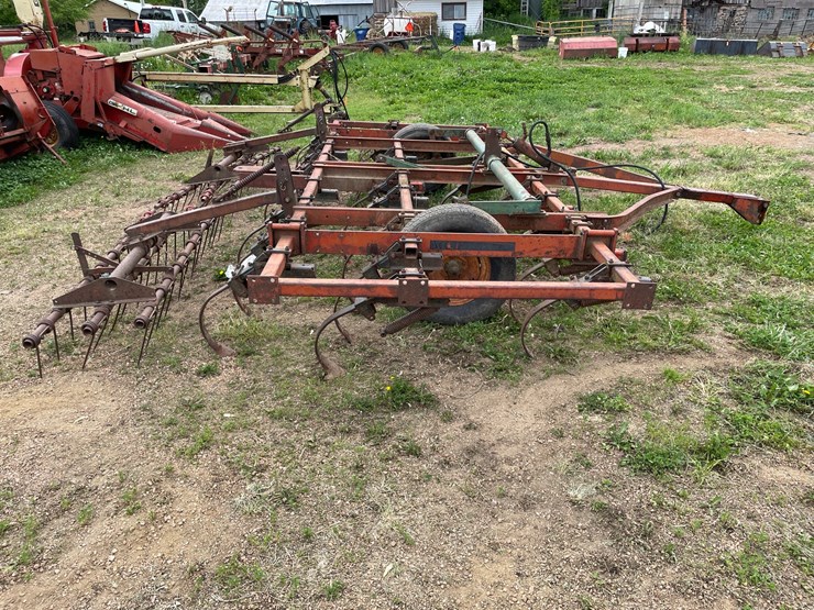 #212-•-field-cultivator-187"-wide-(ringle,-wi)-image-6