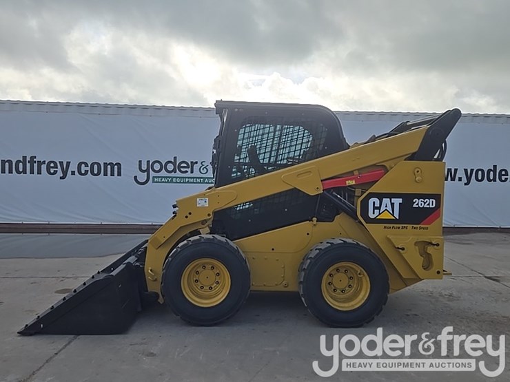 2018-caterpillar-262d-image-2