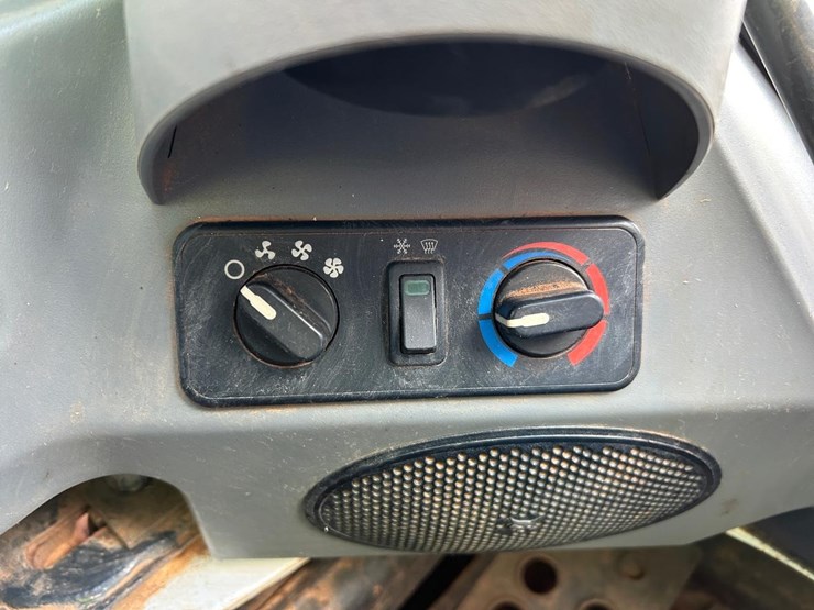2018-bobcat-t770-image-21