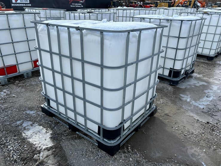water-tank-tote-image-4