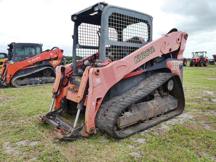 kubota-svl90-2-image-1