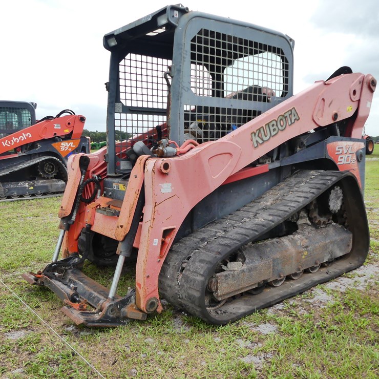KUBOTA SVL90-2