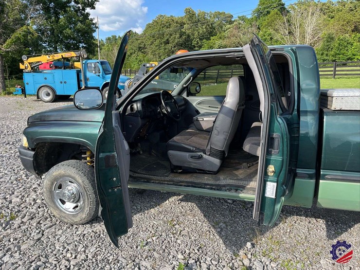 1999-dodge-ram-2500-image-58
