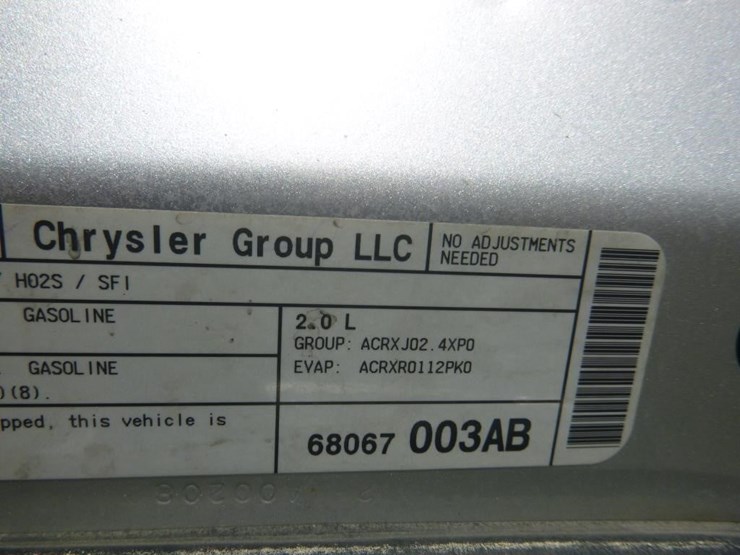 2010-dodge-caliber-image-12