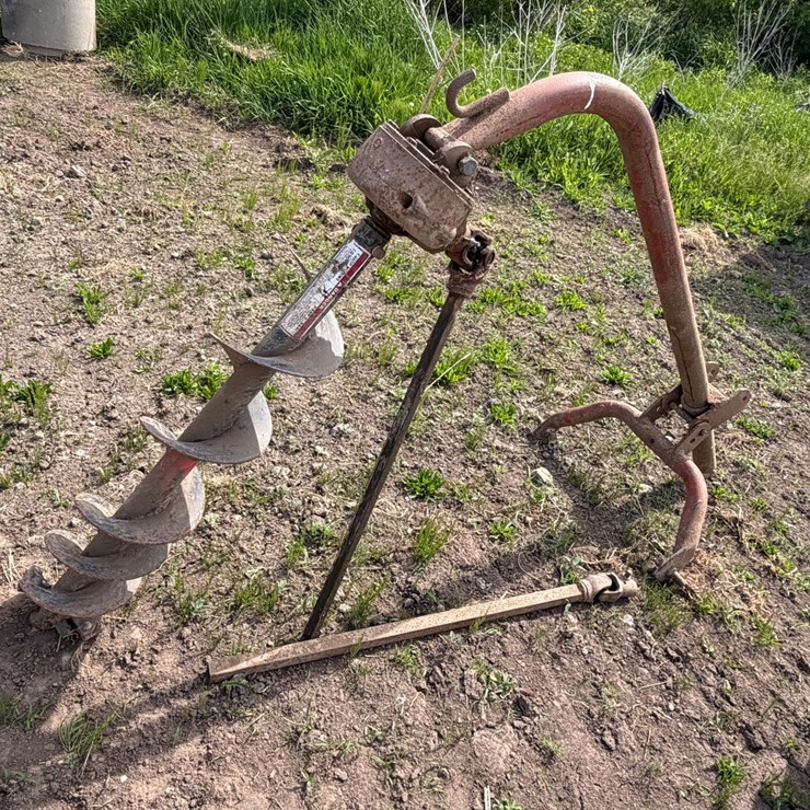 #5484 • Post Hole Digger