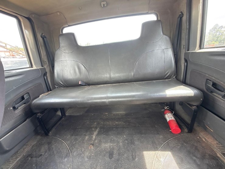 2012-international-durastar-4300-image-10