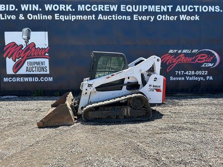 2022-bobcat-t770-image-1