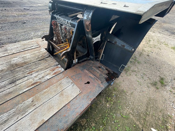#426-•-1999-landoll-semi-trailer-(has-wi-title)-(denmark,-wi)-image-9