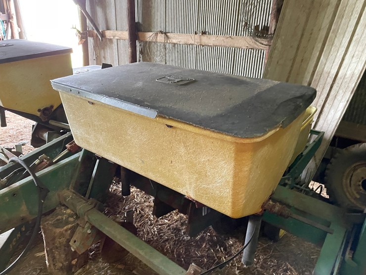 john-deere-7000-image-19