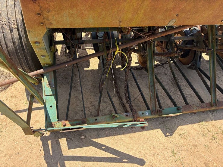 john-deere-8000-image-9