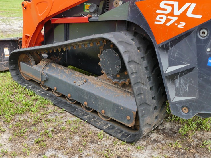 2024-kubota-svl97-2-image-9